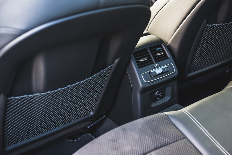 Audi A4 Limousine